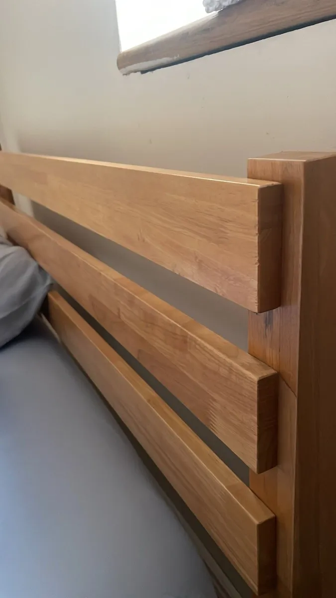 Double bed + 2 side table + mattress - Image 1