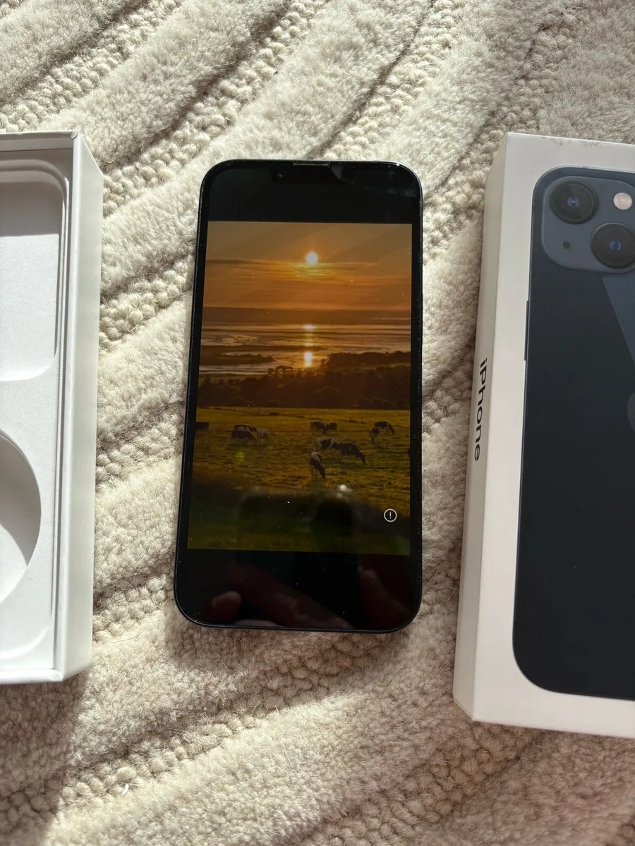 iPhone 13 - Image 1