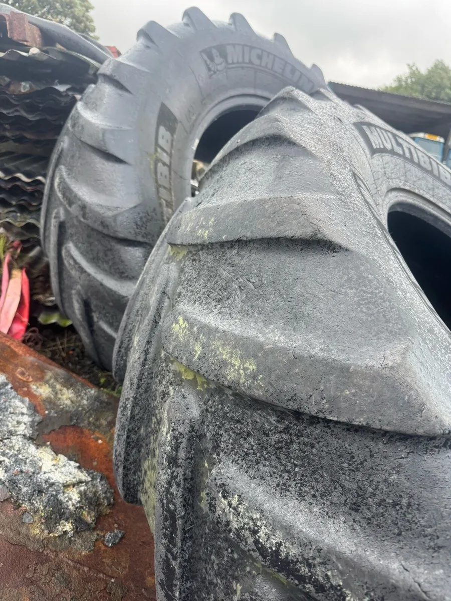 30” tractor tires - Image 3