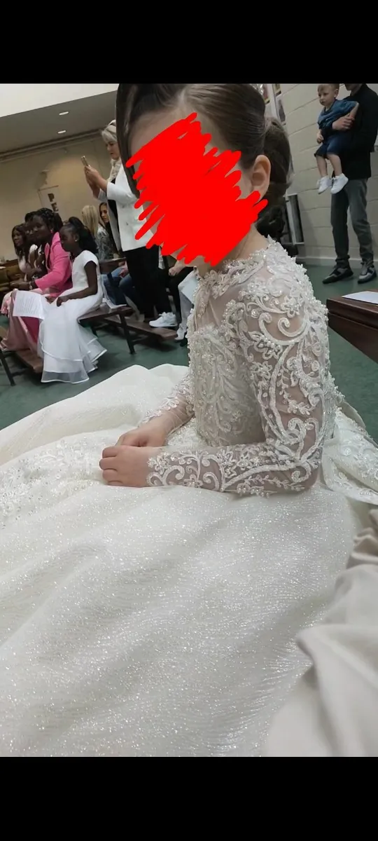 Communion dress - Image 1