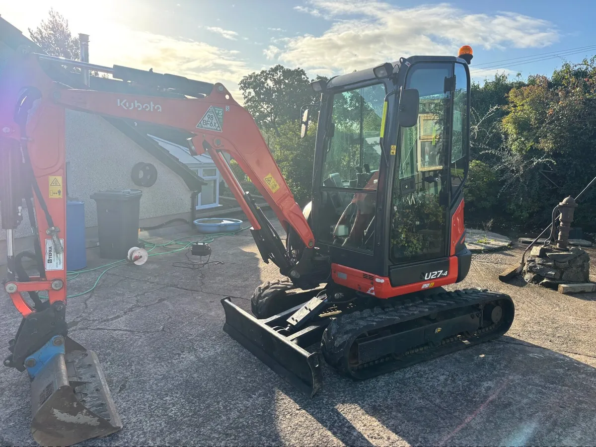 2022,KUBOTA U27-4 ONLY 638 hours - Image 2
