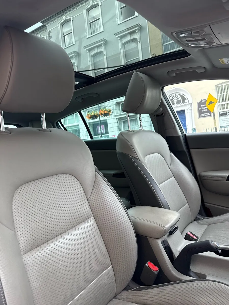 Kia Sportage - Image 2