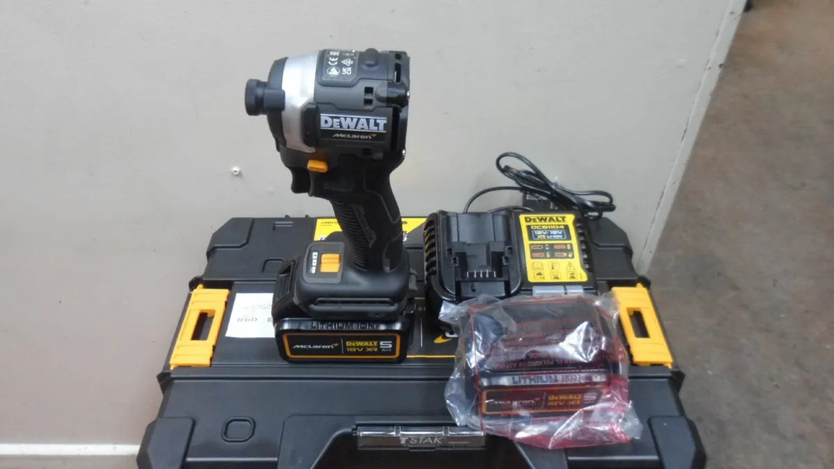 DeWalt McLaren Impact Set - Image 4