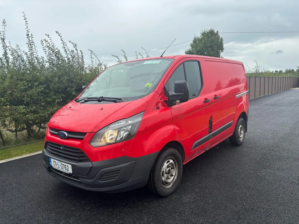 Ford Transit Custom 17 SWB - Image 1