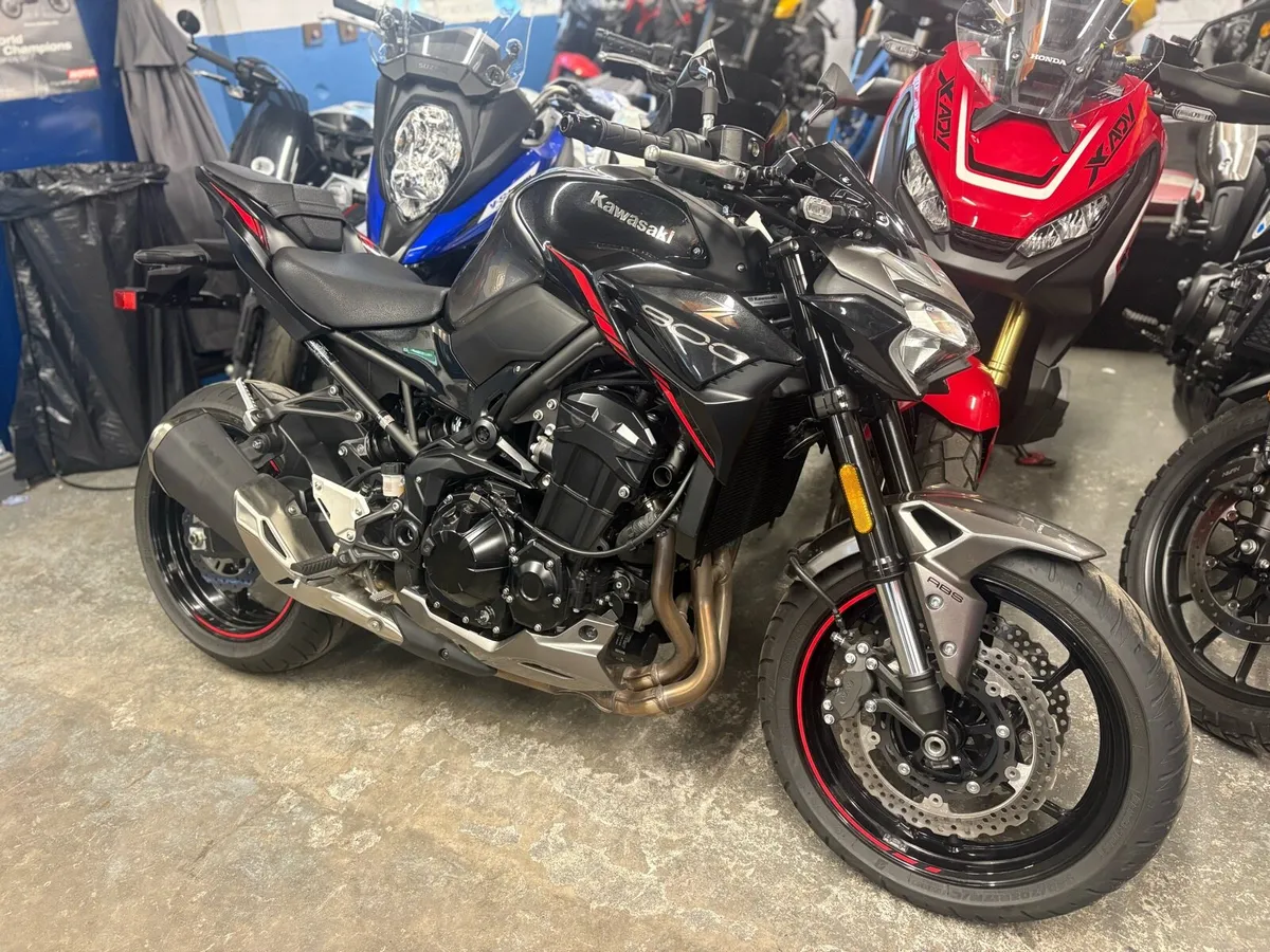 2023 Kawasaki Z900 - Image 2