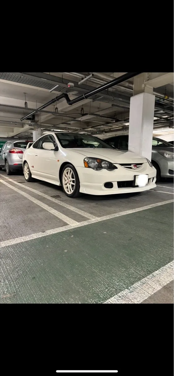 Honda Integra DC5 type R - Image 2