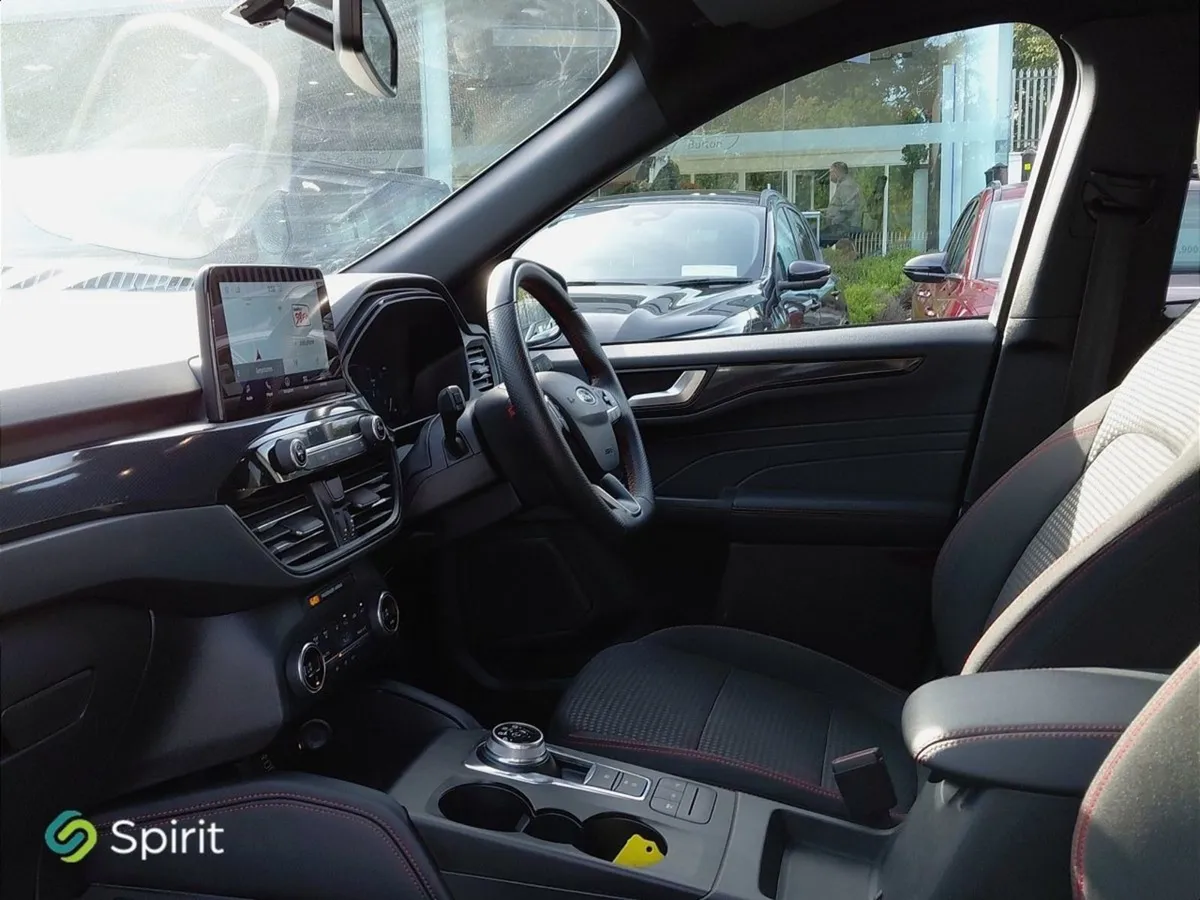 Ford Kuga 2.5 Duratec 225PS Phev St-line Auto - Image 4