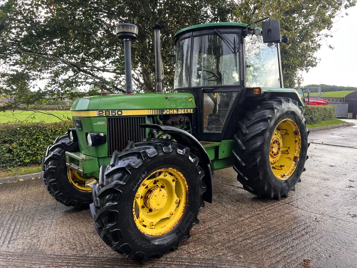 John Deere 2850 - Image 2