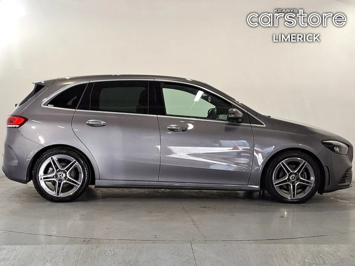 Mercedes-Benz B-Class B180 Auto AMG Line - Image 2