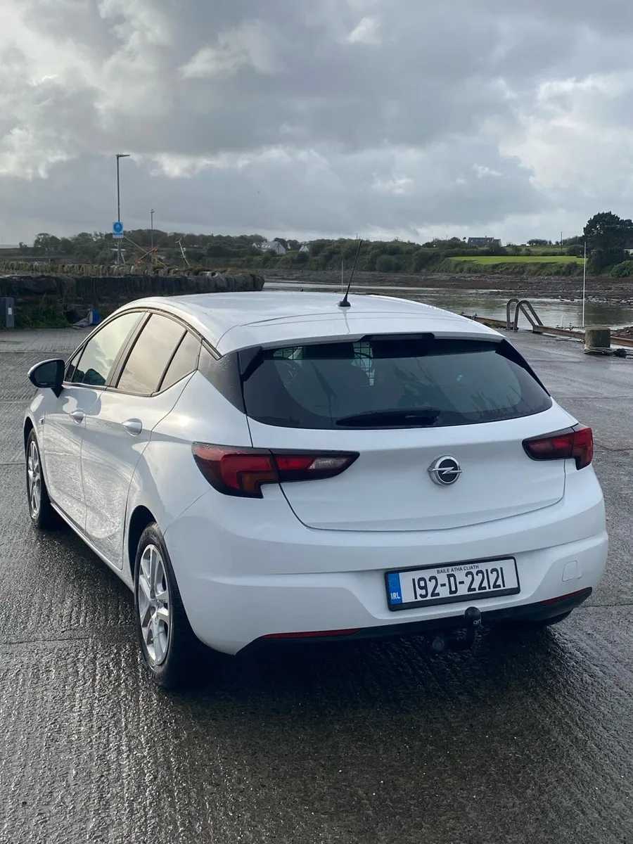 Opel Astra 1.6 CDTI Van 2019 in - Image 3