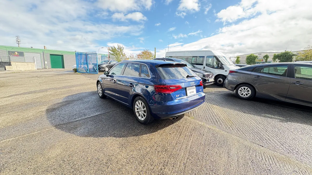 Audi A3 1.4 TFSI Sportsback S-Tronic 2016 - Image 4