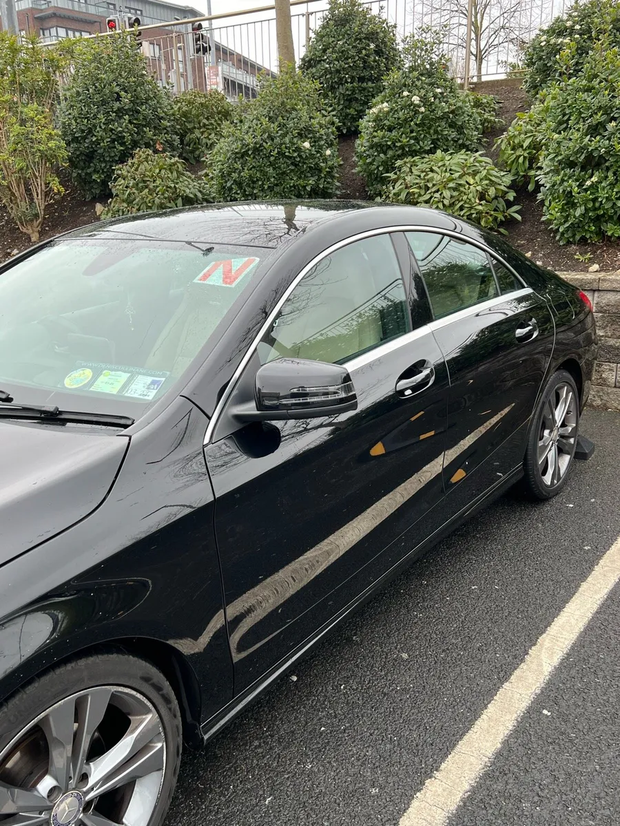 Mercedes Benz CLA Class 180d (LOW Mileage) - Image 3
