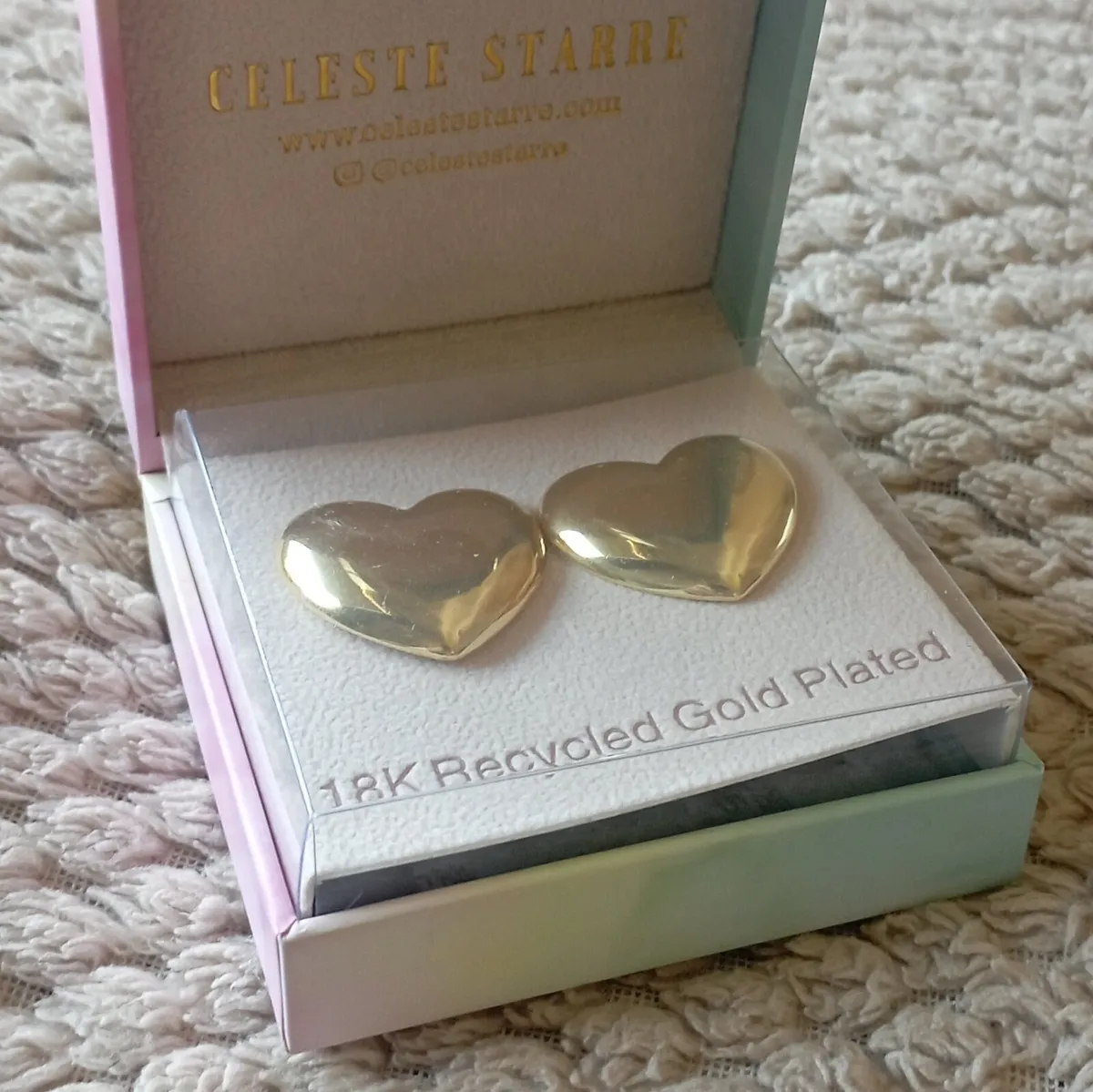 18K Recycled Gold-Plated Women's Heart Earrings - Image 3