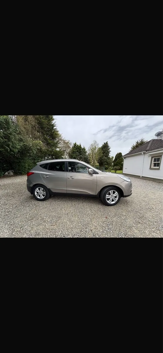 Car - Image 1