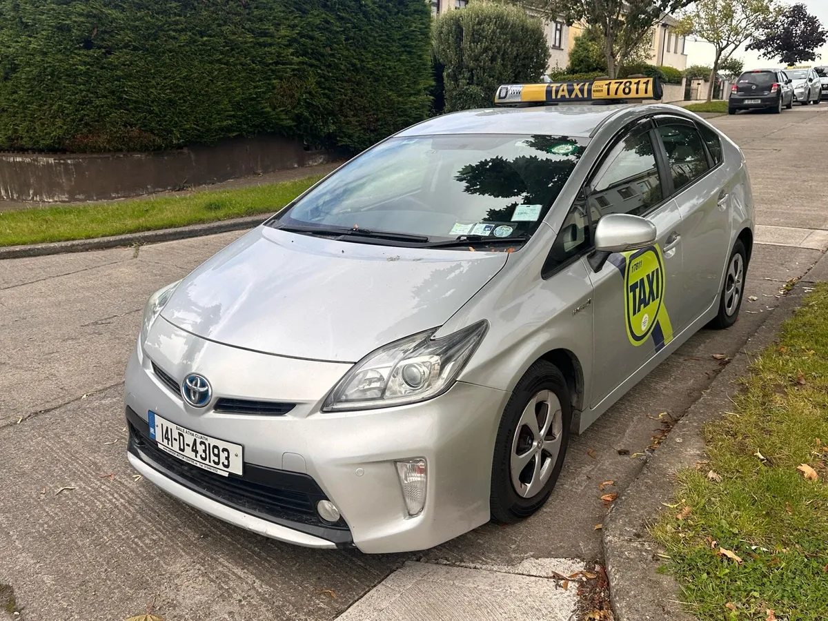 Taxi for rent - Image 3