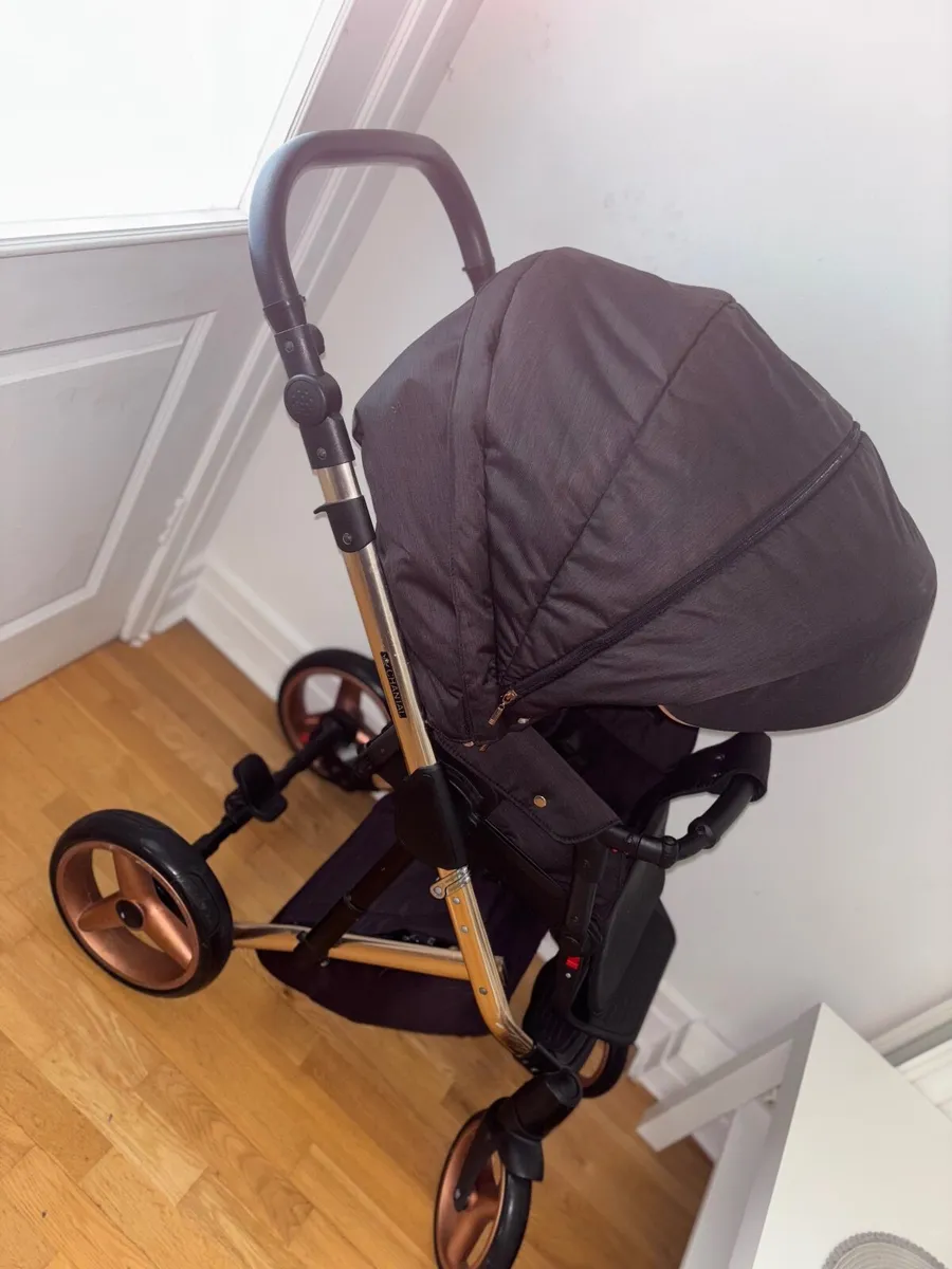 Chantle 3 in 1 travel system - Image 4
