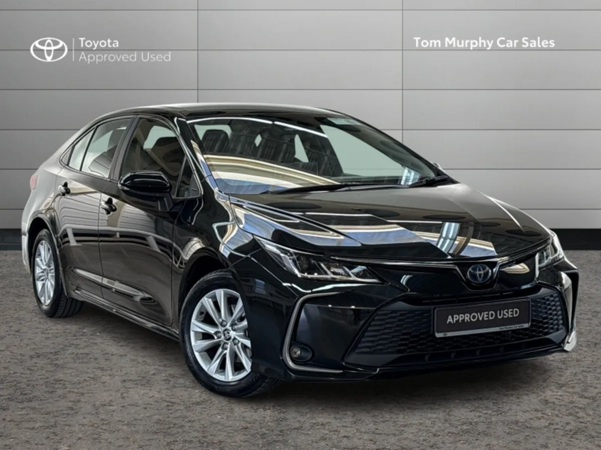 Toyota Corolla COROLLA SALOON LUNA - Image 1