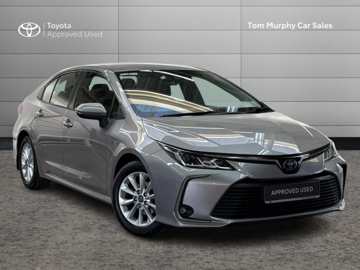 Toyota Corolla COROLLA HYBRID LUNA SAL - Image 1