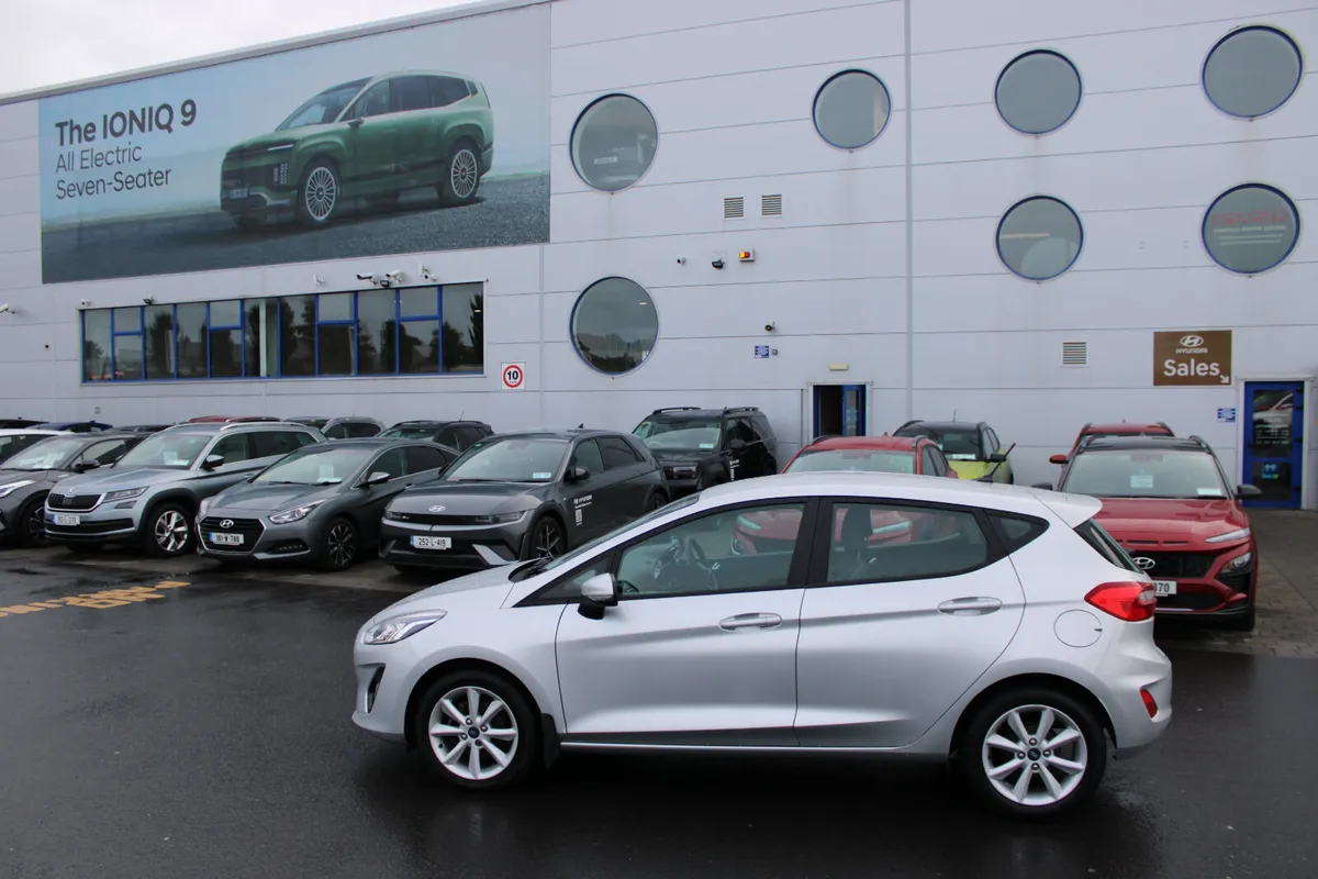 Ford Fiesta 2018 - Image 2