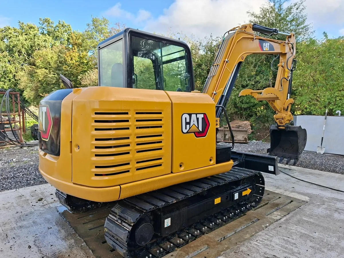 CAT 305E Mini Digger Clean low hours - Image 1