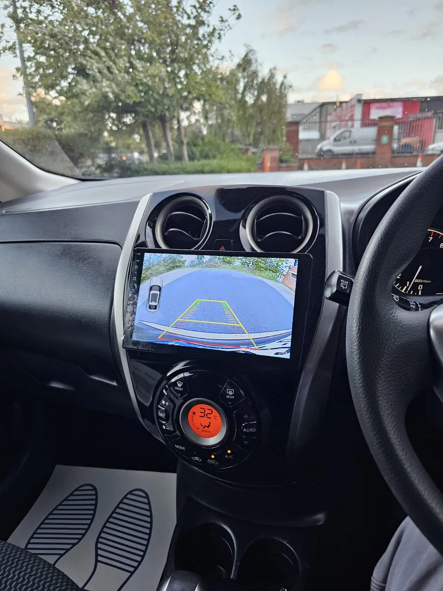 Nissan Note 2015 Automatic - Image 3