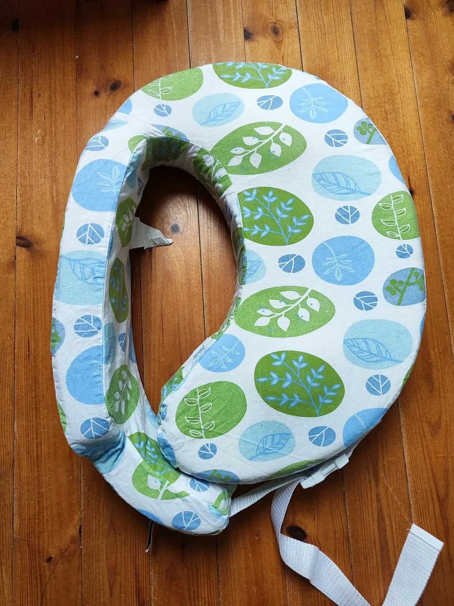 My Breast Friend Breastfeeding Cushion - Image 4