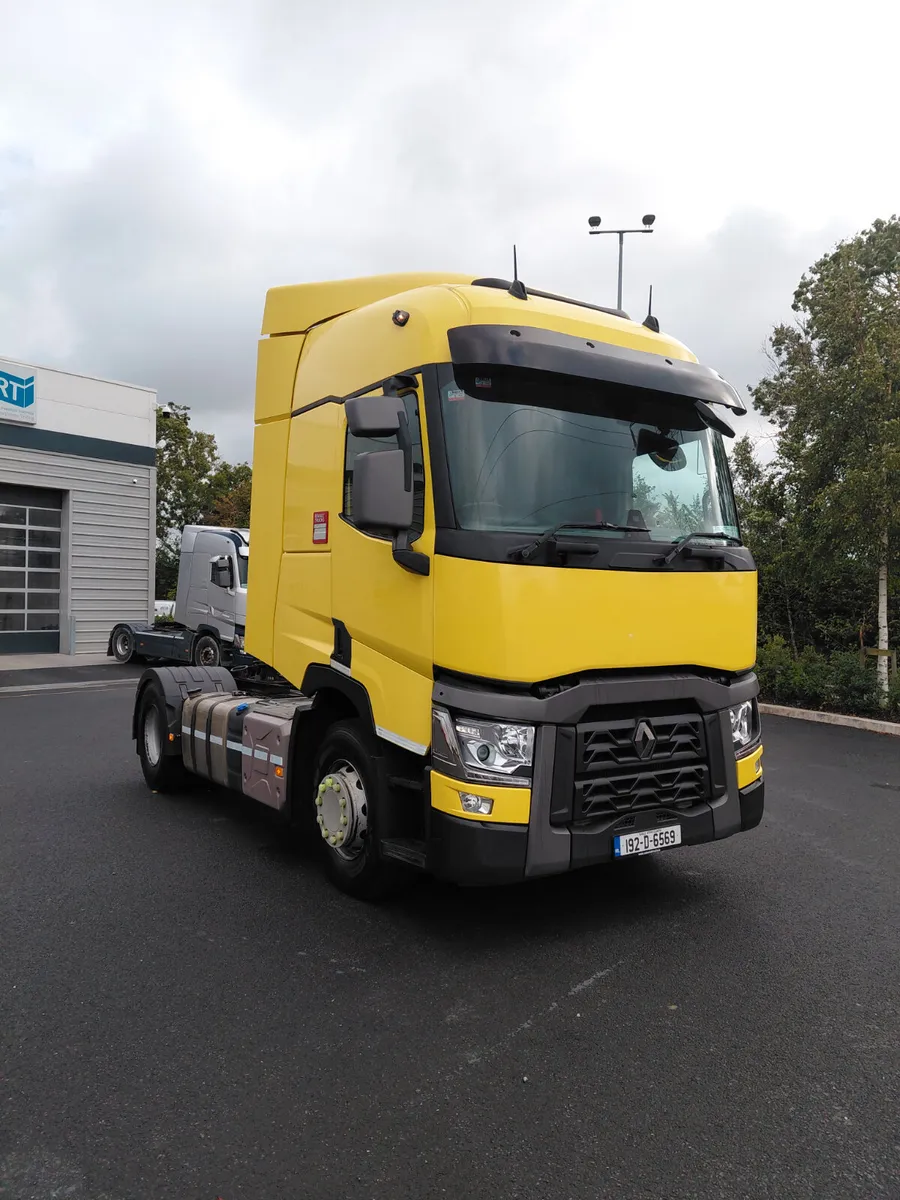 Renault T440 2019 - Image 1