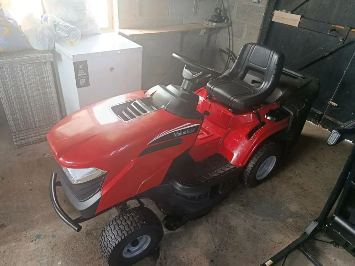 Ride on mower - Image 2