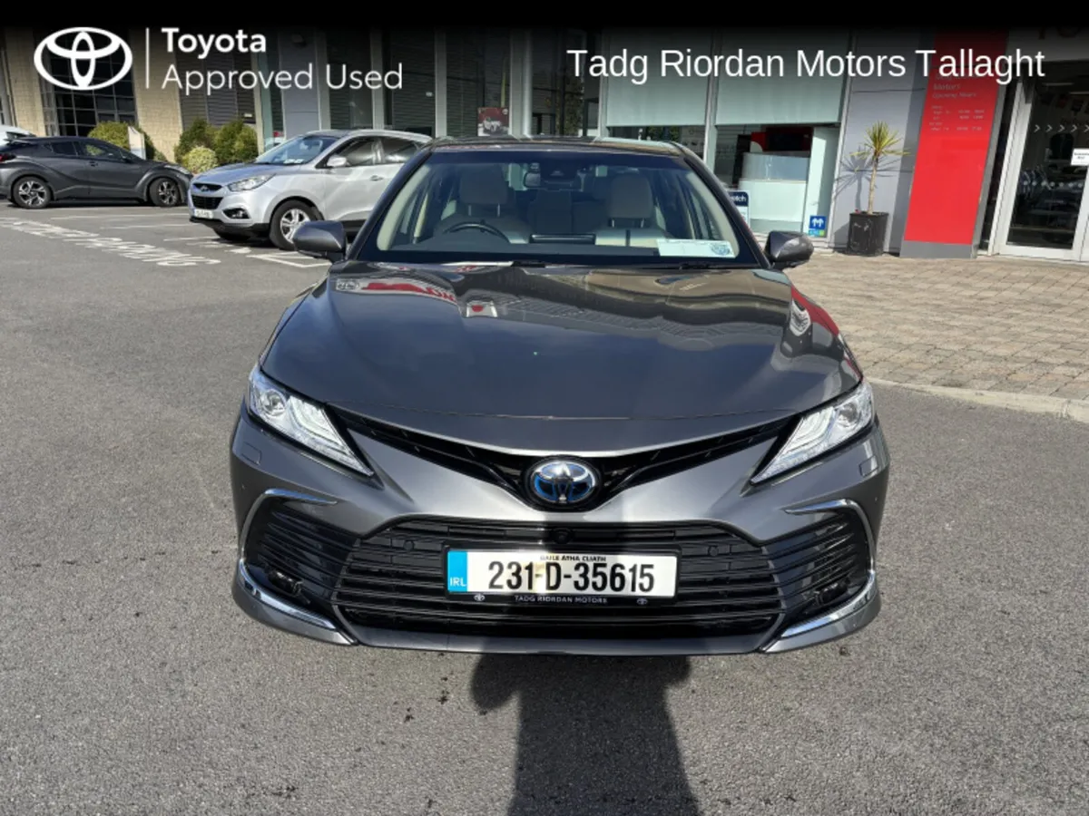 Toyota Camry PLATINUM EDITION *** 1 ONWER FROM NEW - Image 1