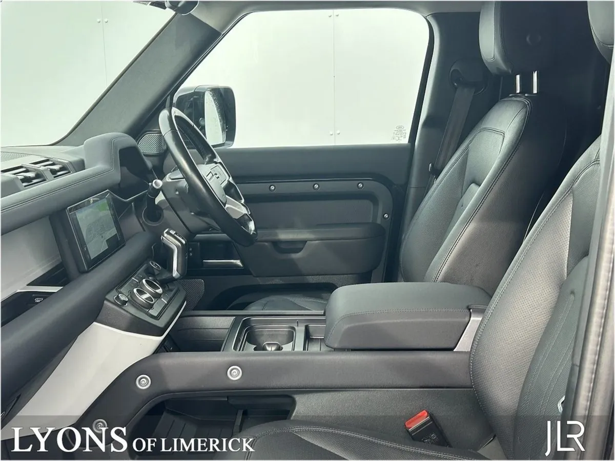 Land Rover Defender Defender 110 S 2 Seater Comme - Image 3