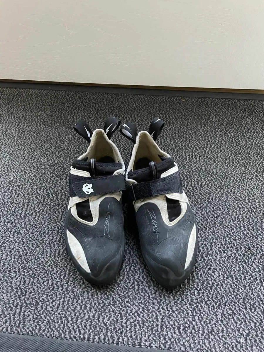 Evolv - Zenist - Climbing shoes UK12 - Image 2