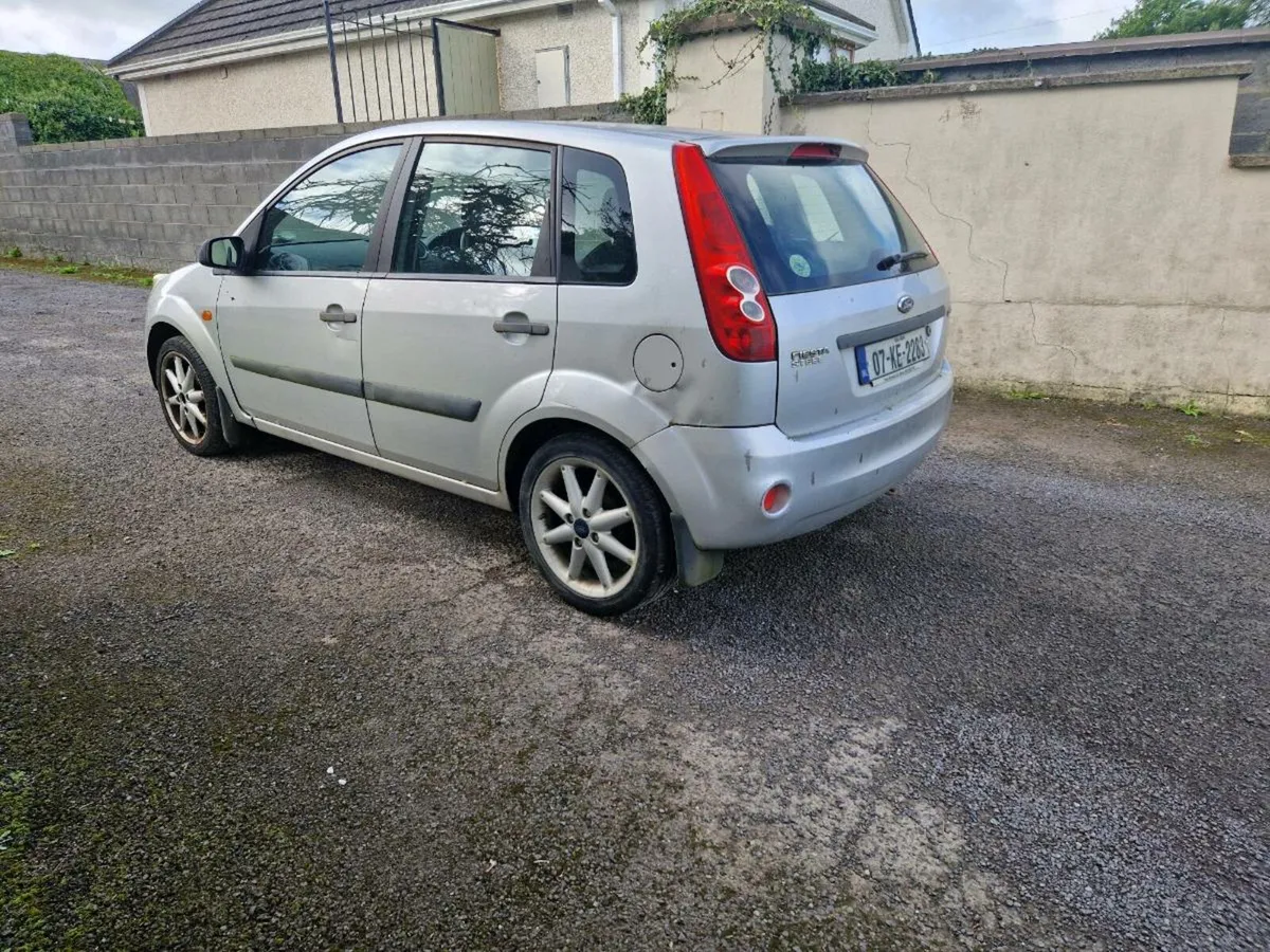 Ford fiesta - Image 3