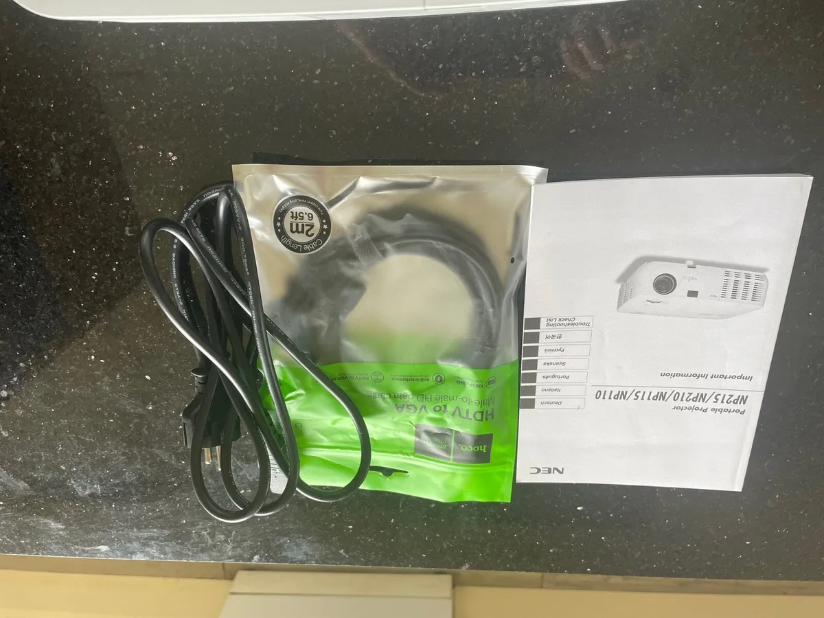 NEC Projector. NP210G. Like new. - Image 4