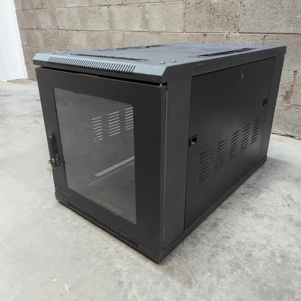 12U Server Rack Data Comms Cabinet - Image 1