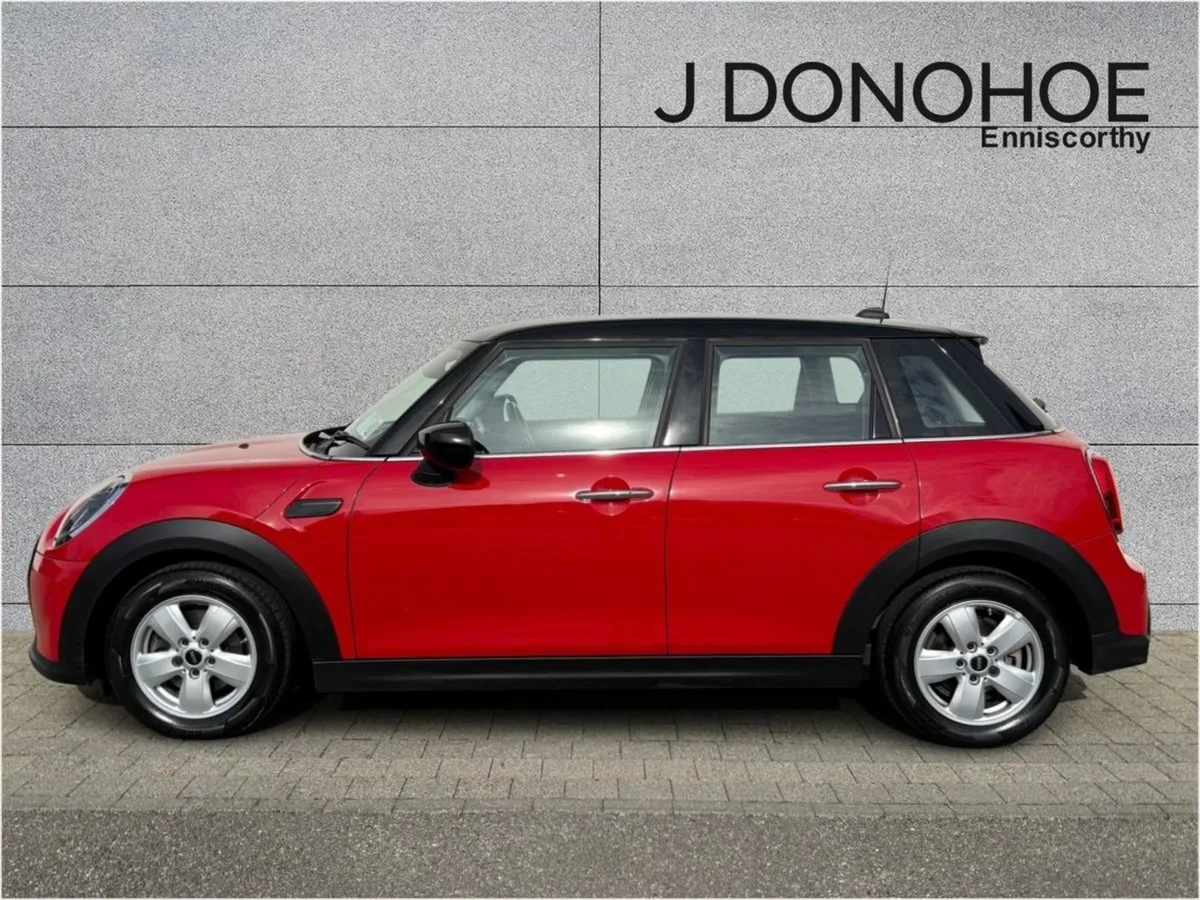 MINI Cooper Cooper Classic Auto - Image 4