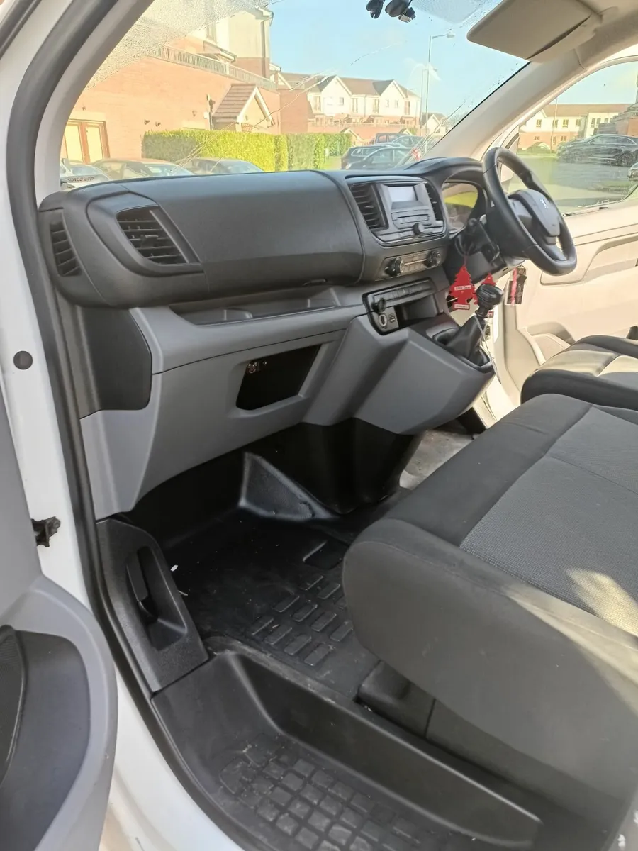 Peugeot Expert 2018 - Image 3
