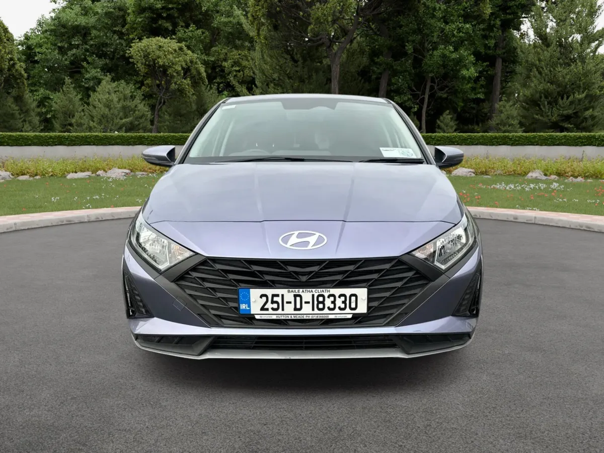 2025 Hyundai I20 Deluxe Plus 5,500kms - Image 3