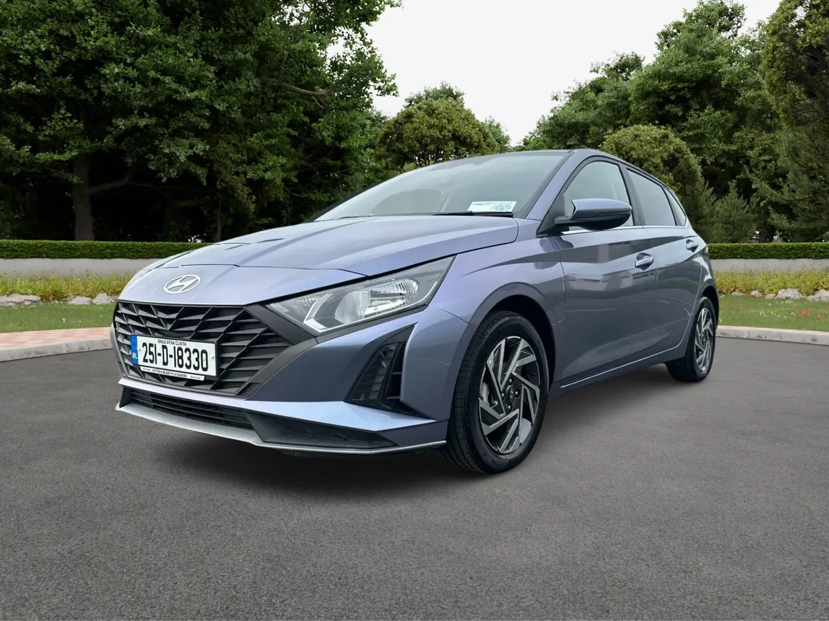 2025 Hyundai I20 Deluxe Plus 5,500kms - Image 1