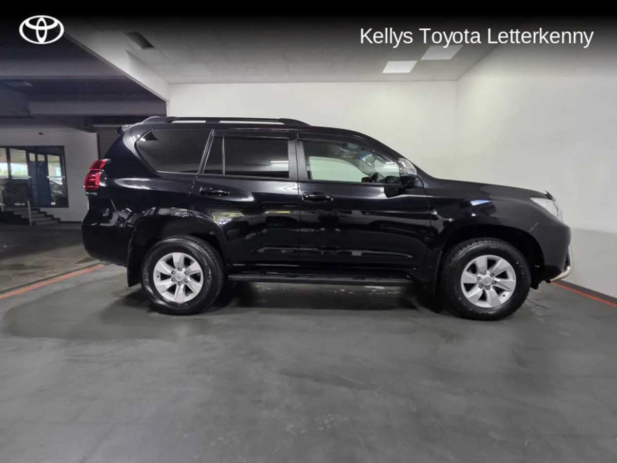 Toyota Land Cruiser LAND CRUISER LWB C #149 - Image 2