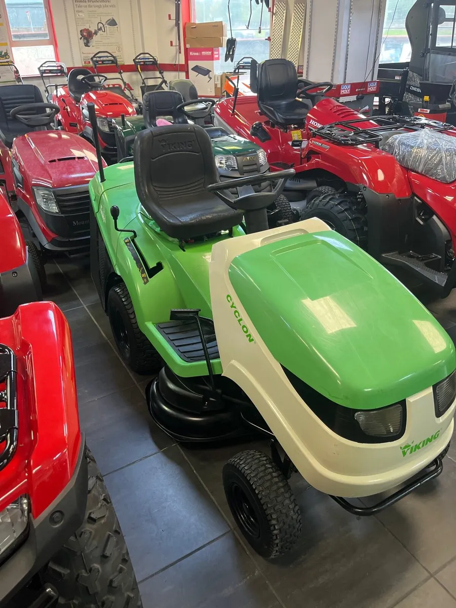 Lawnmowers - Image 3