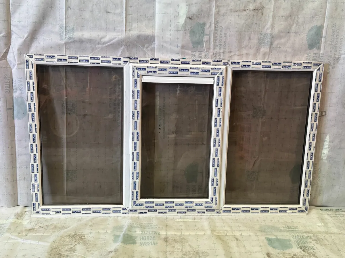 WINDOWS FOR SALE - Image 1