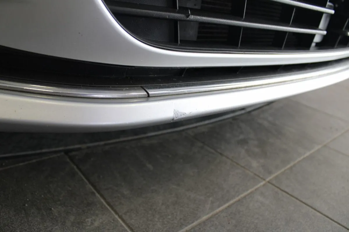 Volkswagen Golf 1.4 TSI 140HP Highline DSG Auto - Image 3