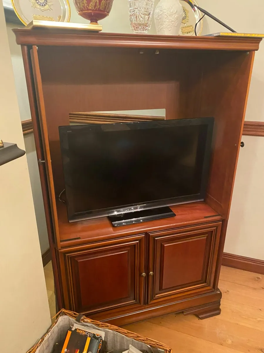 T.V. Cabinet - Image 1