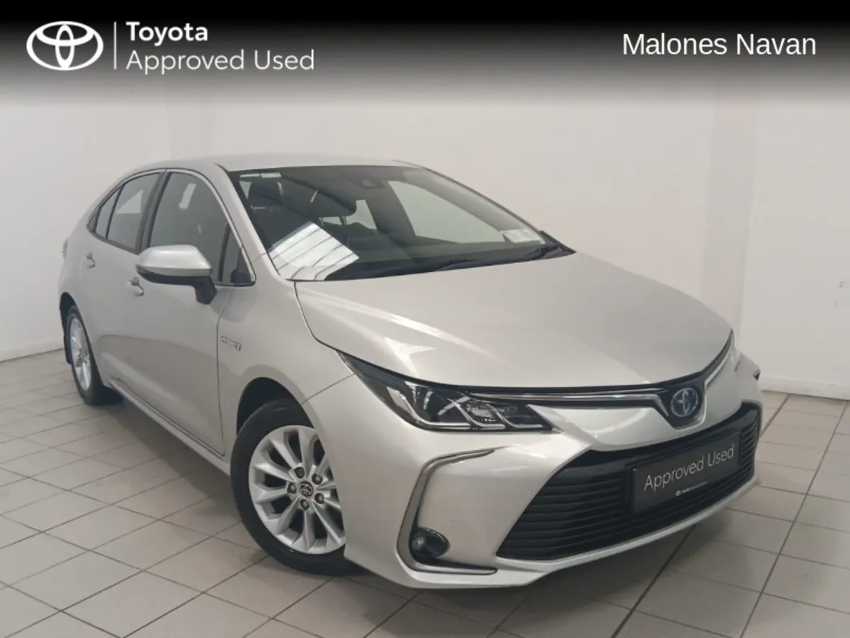 Toyota Corolla COROLLA HYBRID LUNA SAL - Image 1