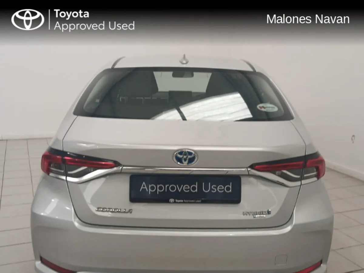 Toyota Corolla COROLLA HYBRID LUNA SAL - Image 4