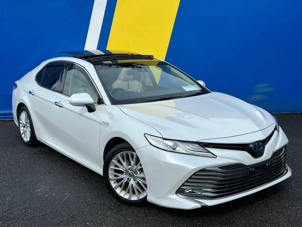 Toyota Camry G-LEATHER PACKAGE 2.5 HYBRID AUTO // - Image 1