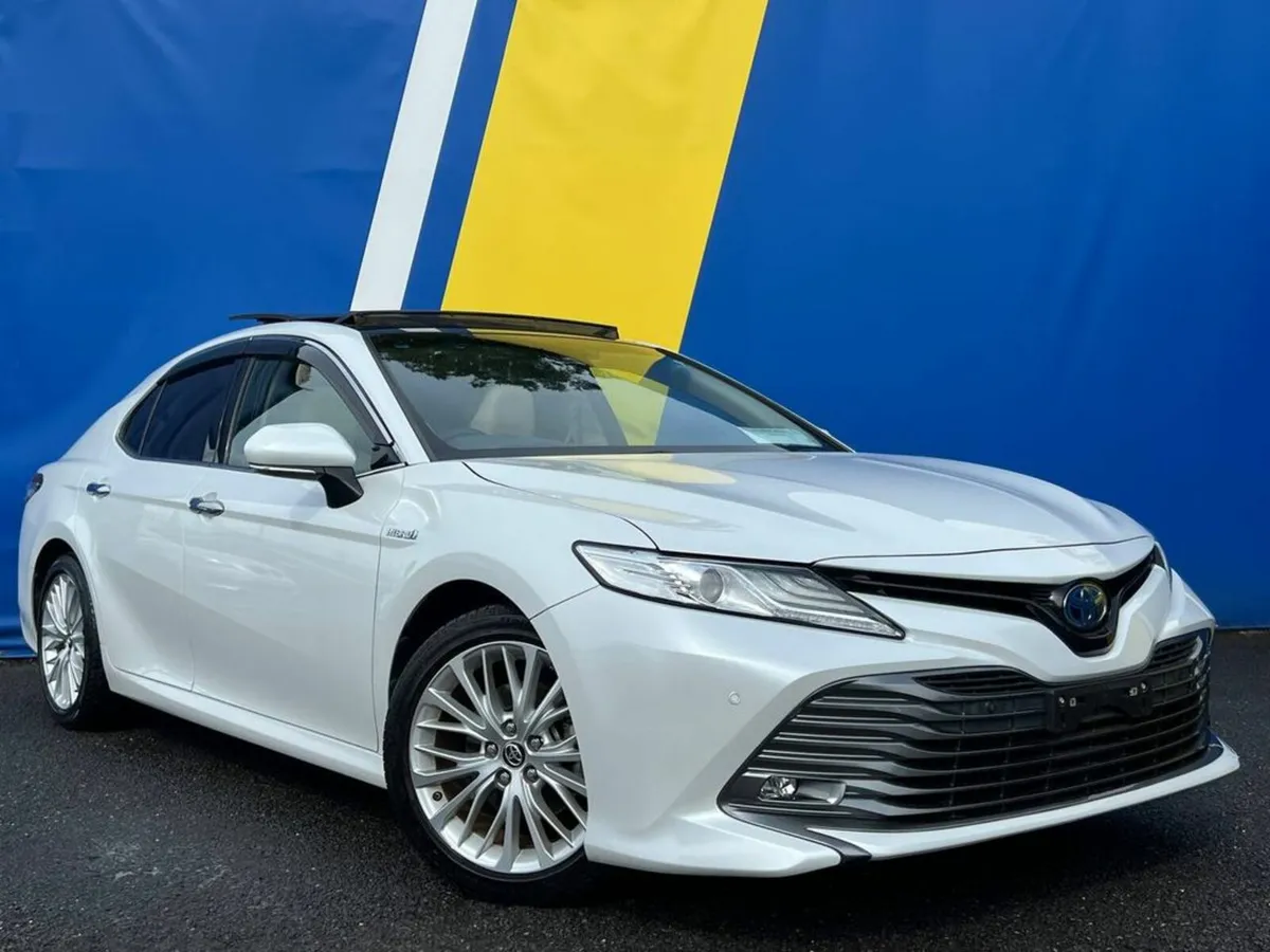 Toyota Camry G-LEATHER PACKAGE 2.5 HYBRID AUTO // - Image 3