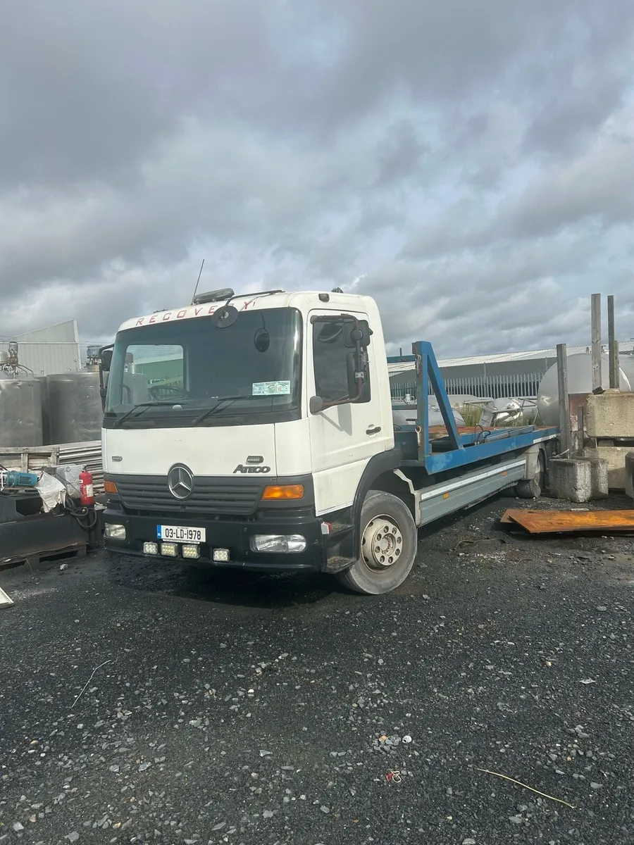 2 x Double Deck Mercedes Atego Recovery trucks - Image 3