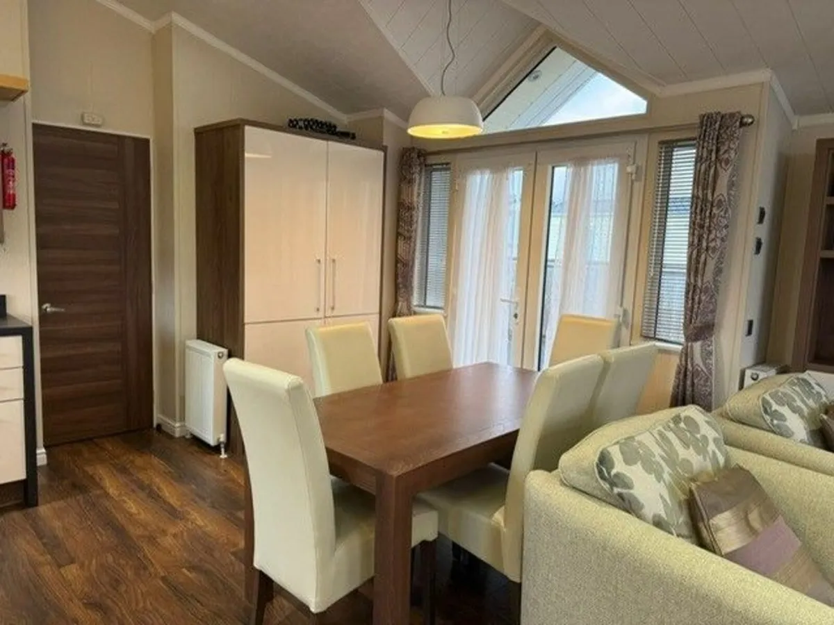 2014 Willerby New Hampshire (40ftx20ft) 3 Bedroom - Image 4