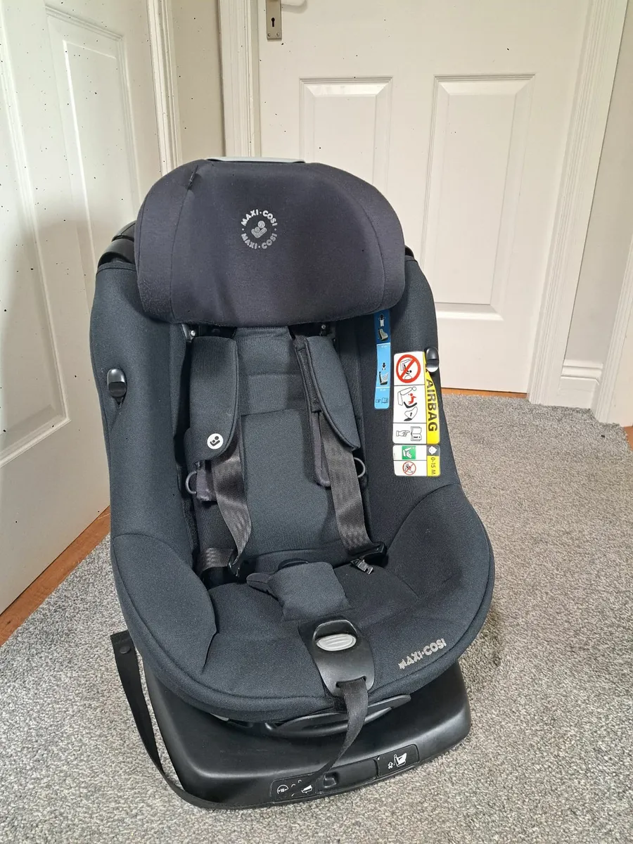 Maxi Cosi 360 isofix - Image 1